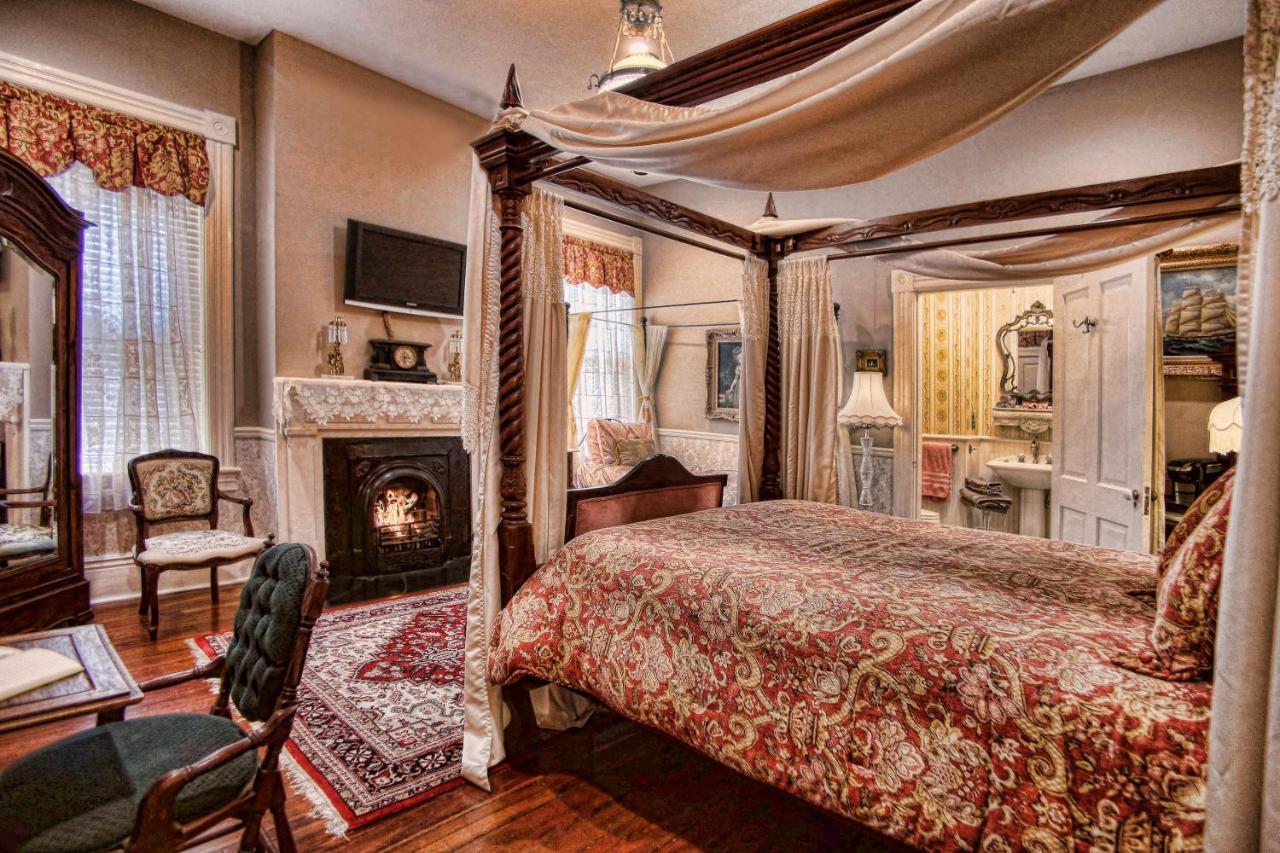 Bed & Breakfast Mcmillan Savannah