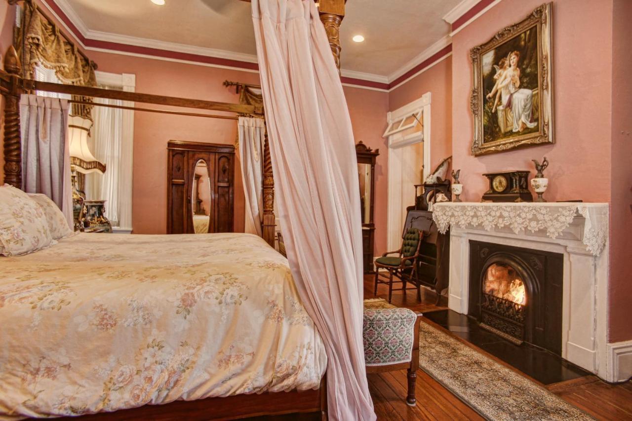Bed & Breakfast Mcmillan Savannah