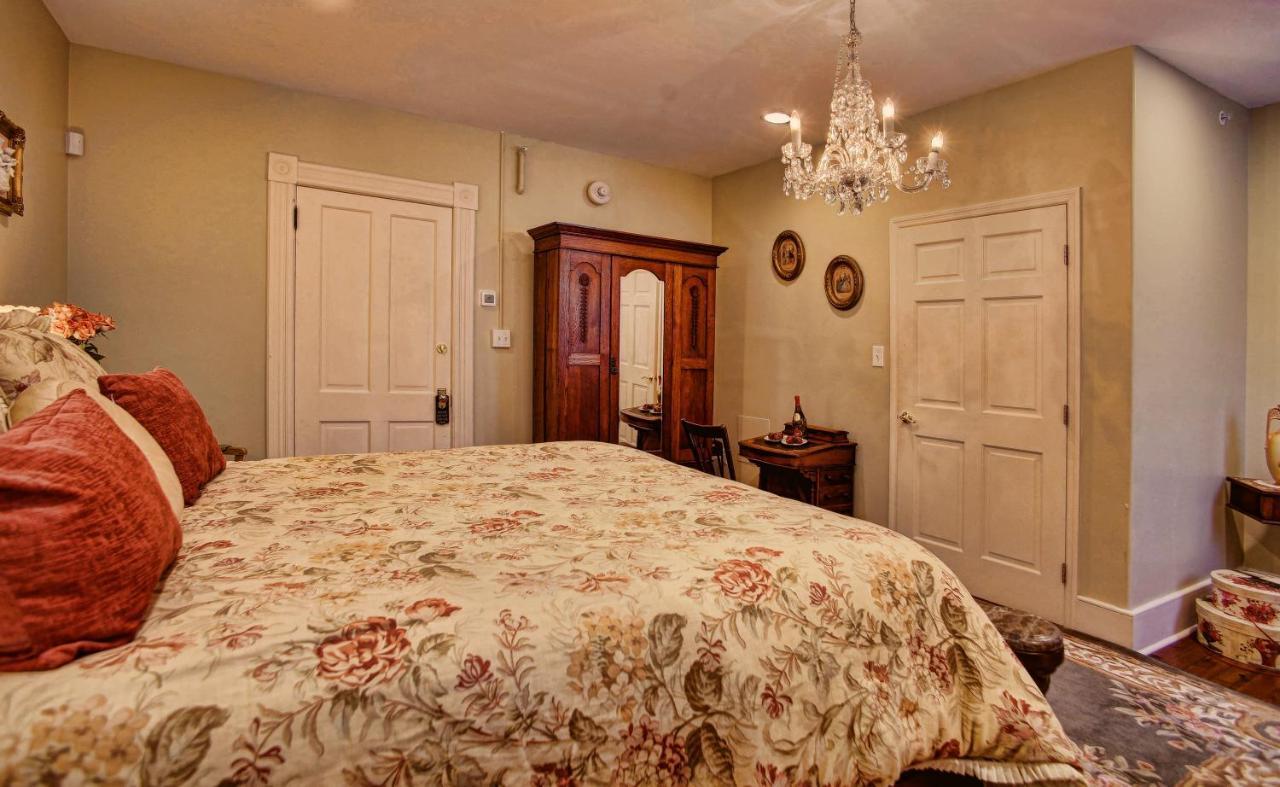 Mcmillan Bed & Breakfast
