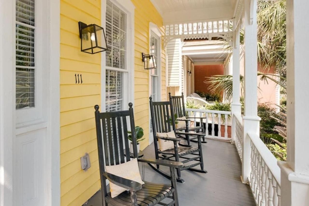 Bed & Breakfast 111 Waldburg Street Beautifully Renovated Historic 5 Bedroom 5 Bath Savannah