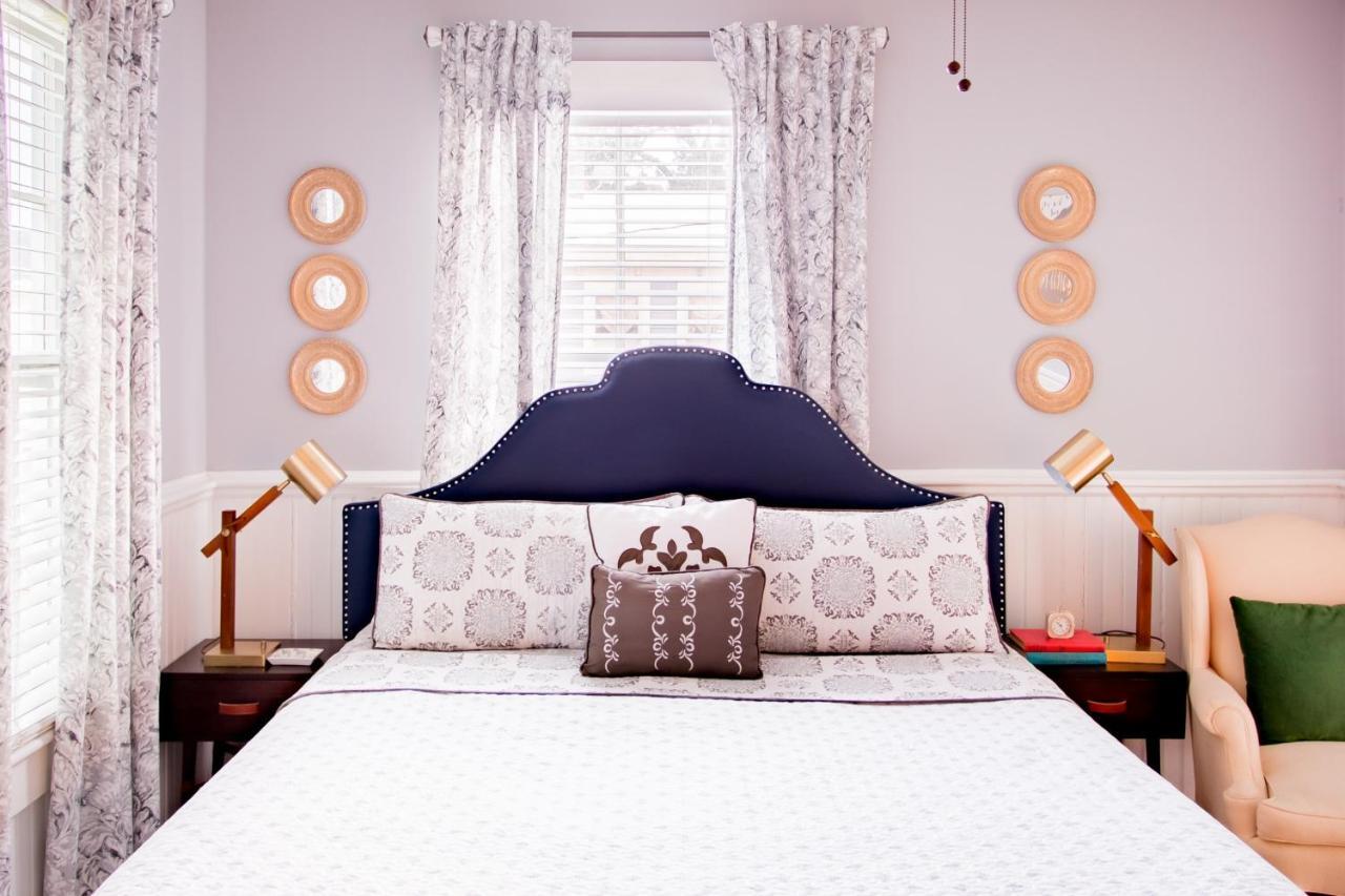 Hostess Nest - Historic Holiday home