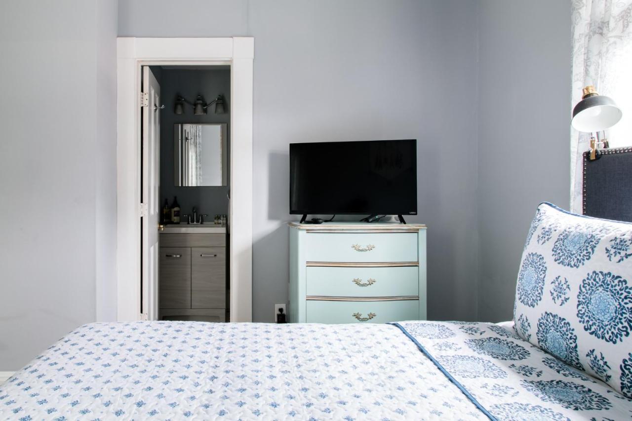 Hostess Nest - Historic Holiday home *