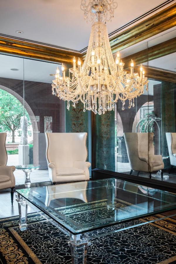 Mansion On Forsyth Park