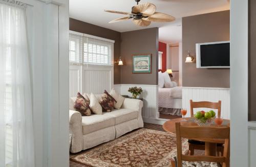 Azalea And Bed & Breakfast 5*