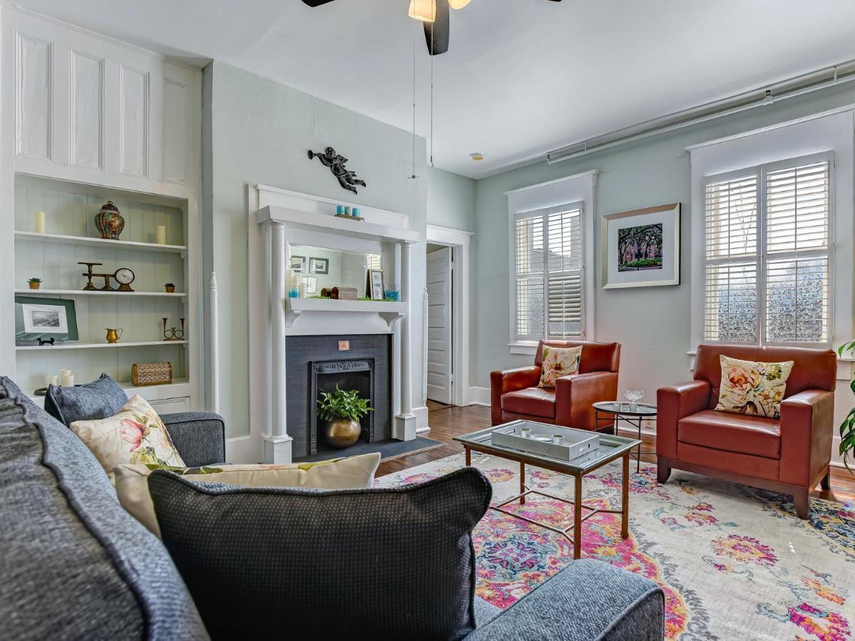 Apartment One Bed Downtown With Heated Pool Access Savannah