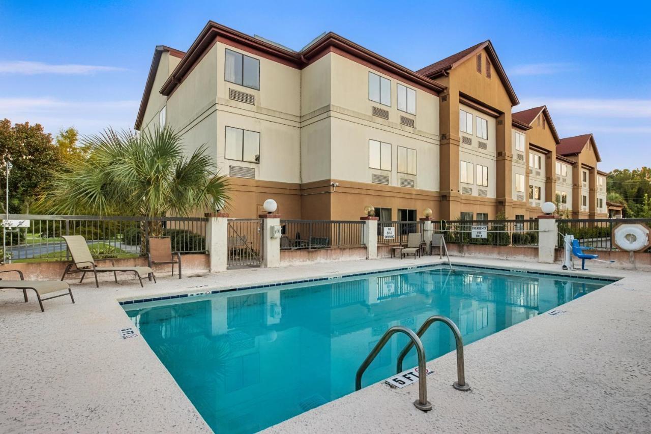 Clarion Pointe Savannah Gateway I-95 Hotel Georgetown