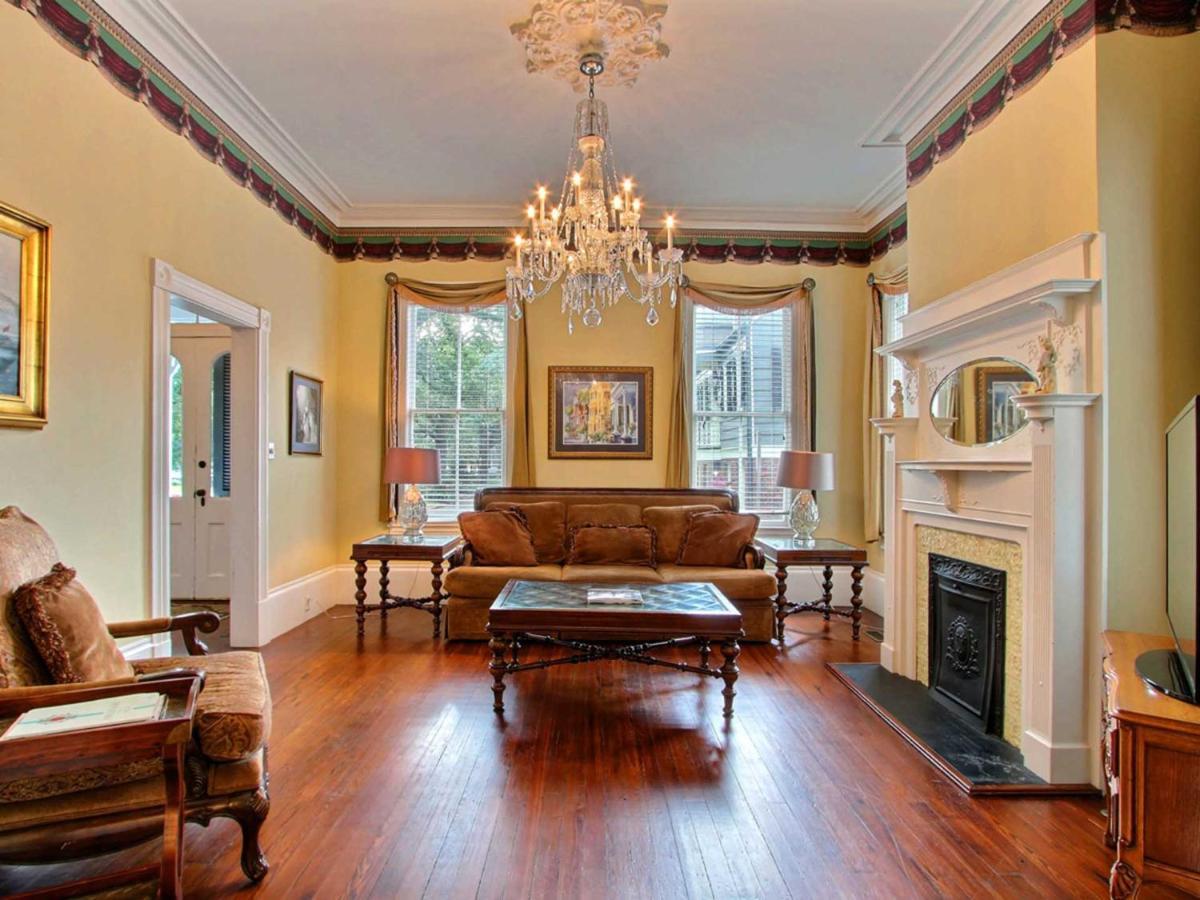 Washington Square Manor Holiday home