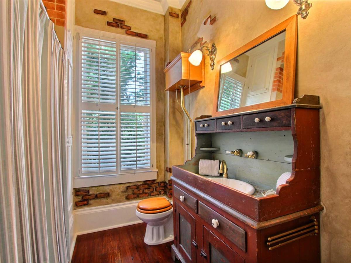 Washington Square Manor Holiday home *