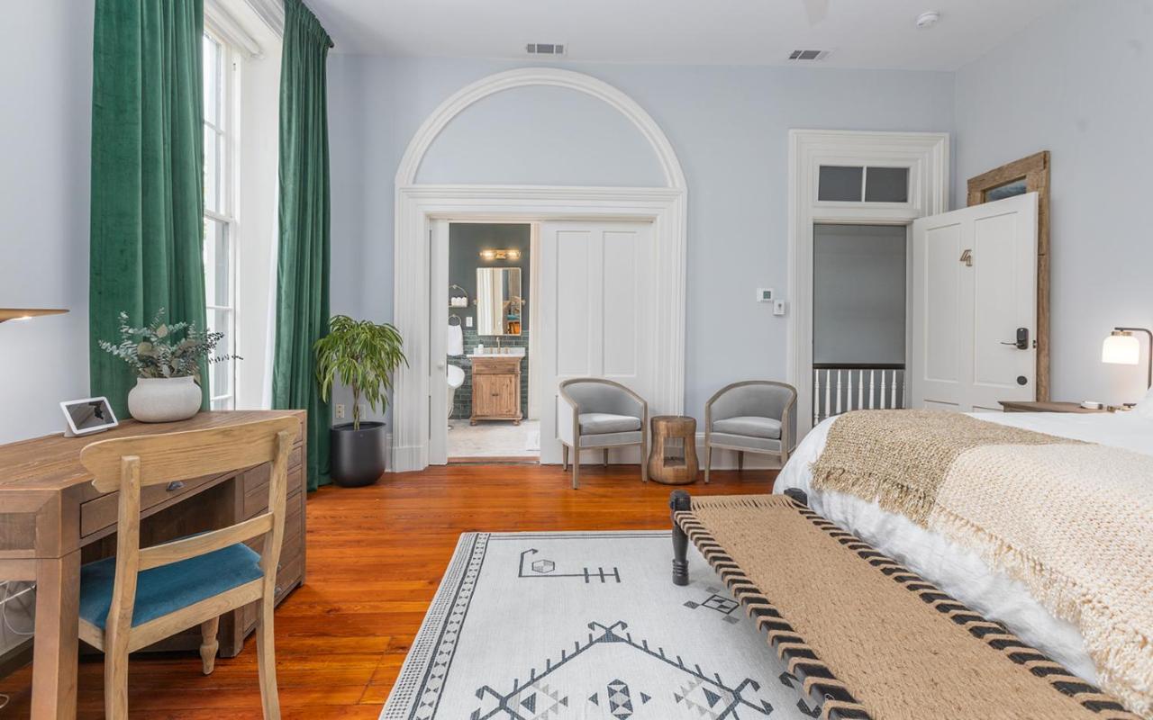 Bellwether House Bed & Breakfast 5*