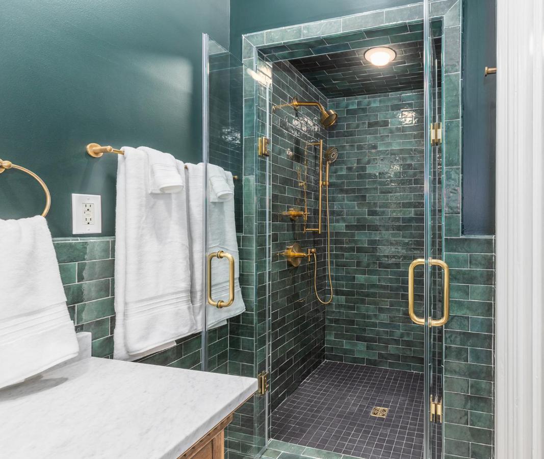 Bellwether House 5*