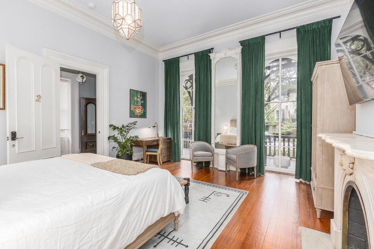 Bed & Breakfast Bellwether House