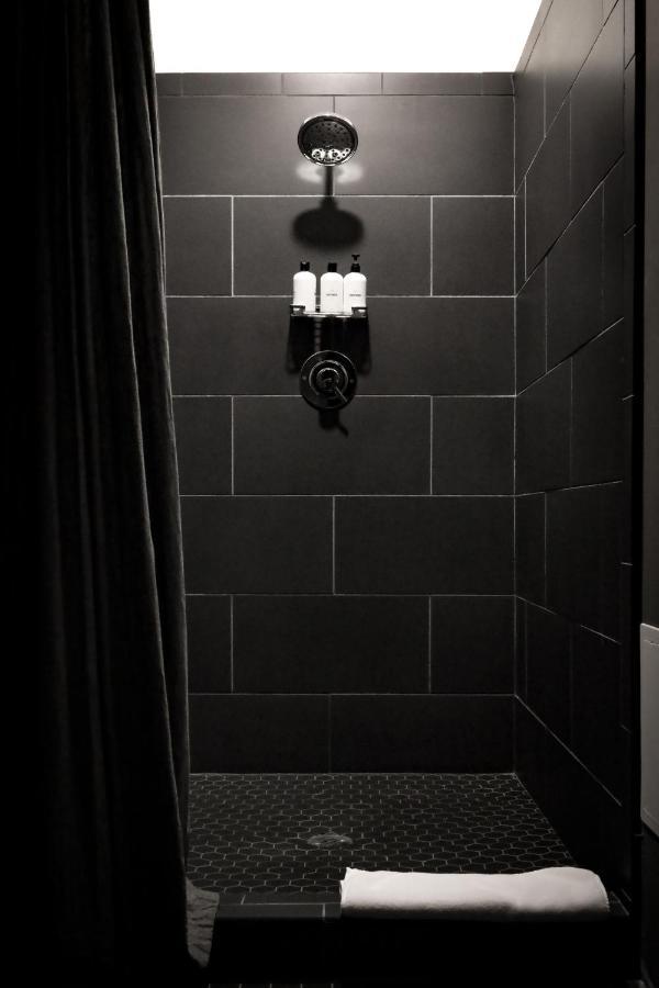 Apartment The Grant By Black Swan
