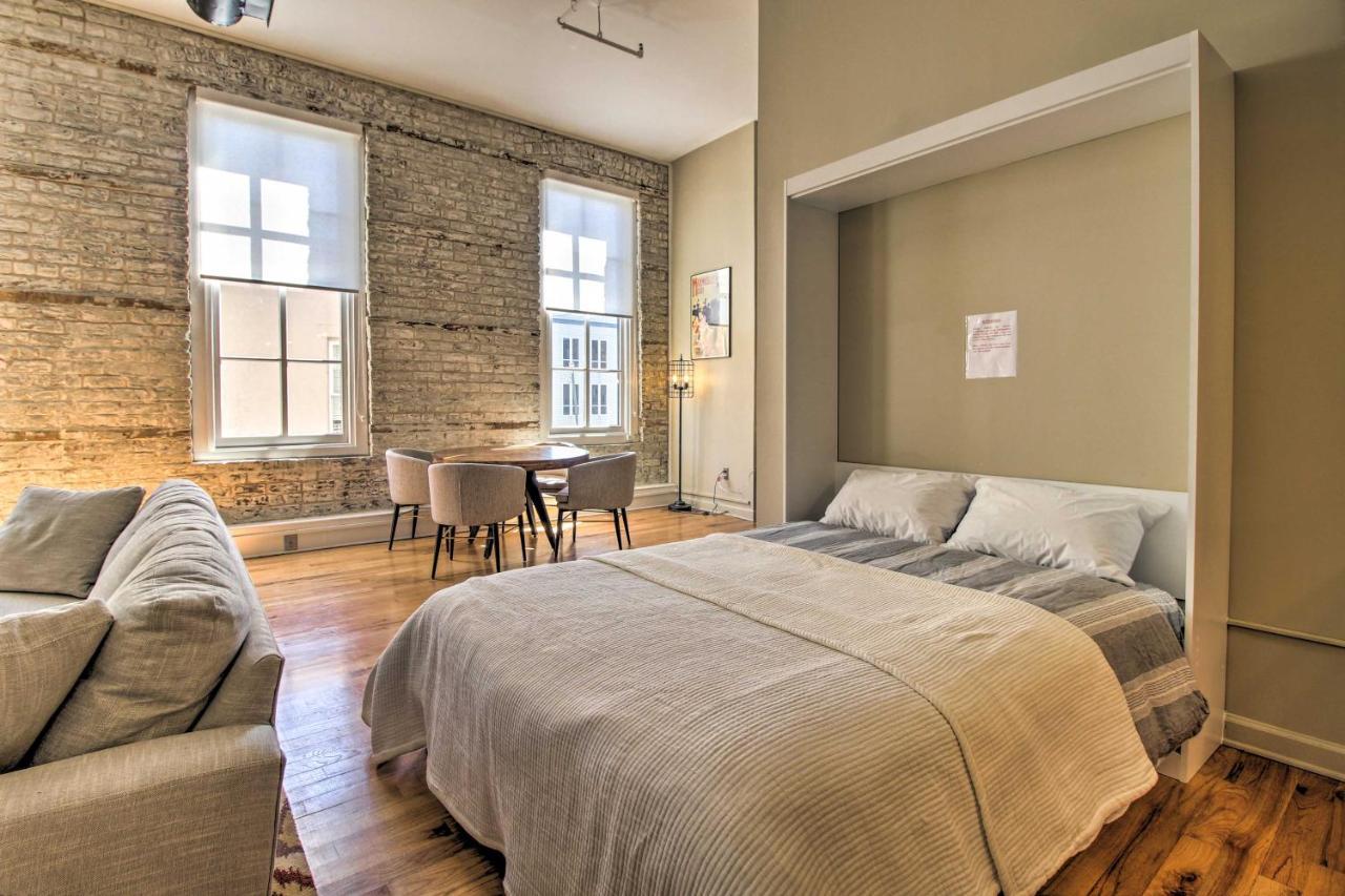 Bright Loft In Historic District!