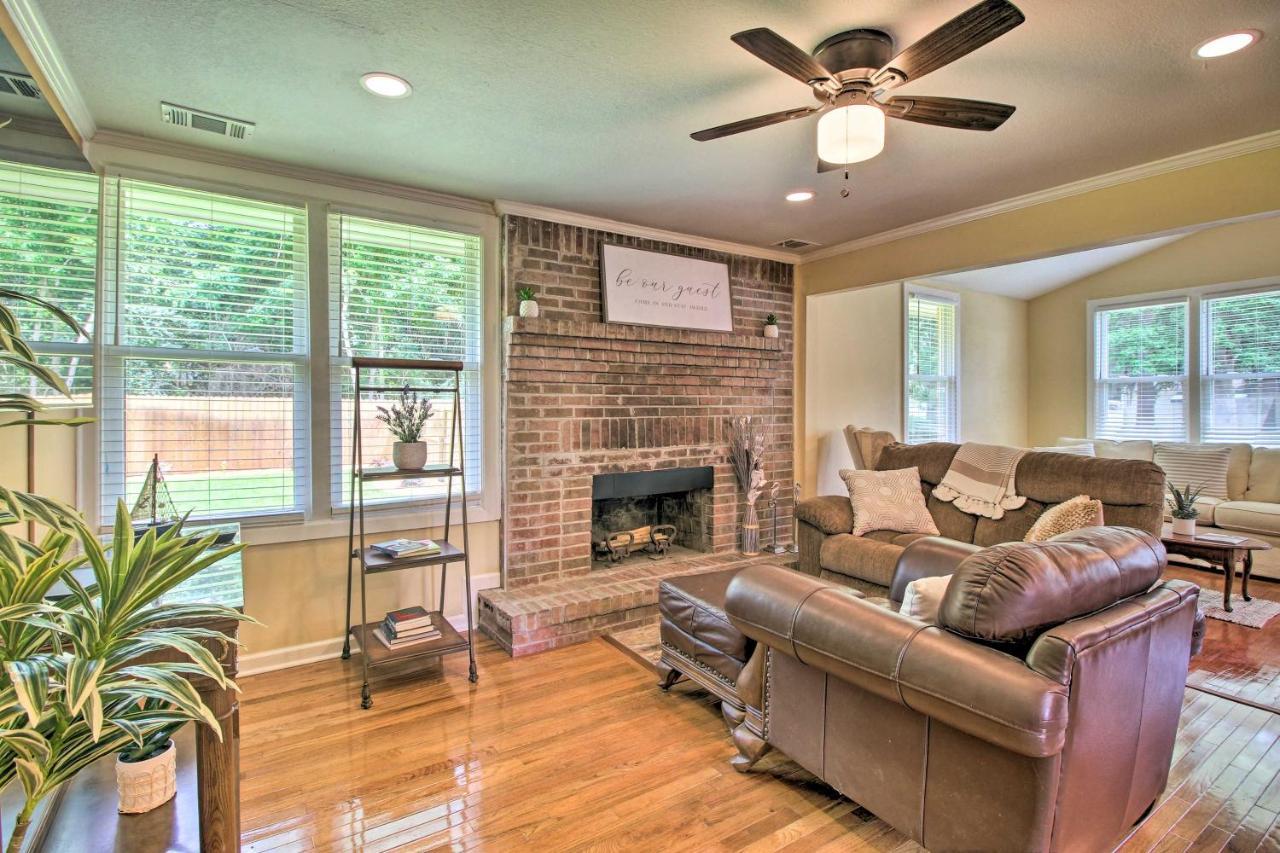 Holiday home Updated Hideaway With Luxury Backyard! Savannah