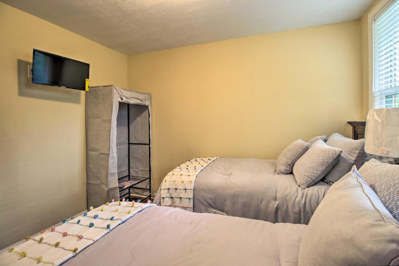 Updated Hideaway With Luxury Backyard! * Savannah