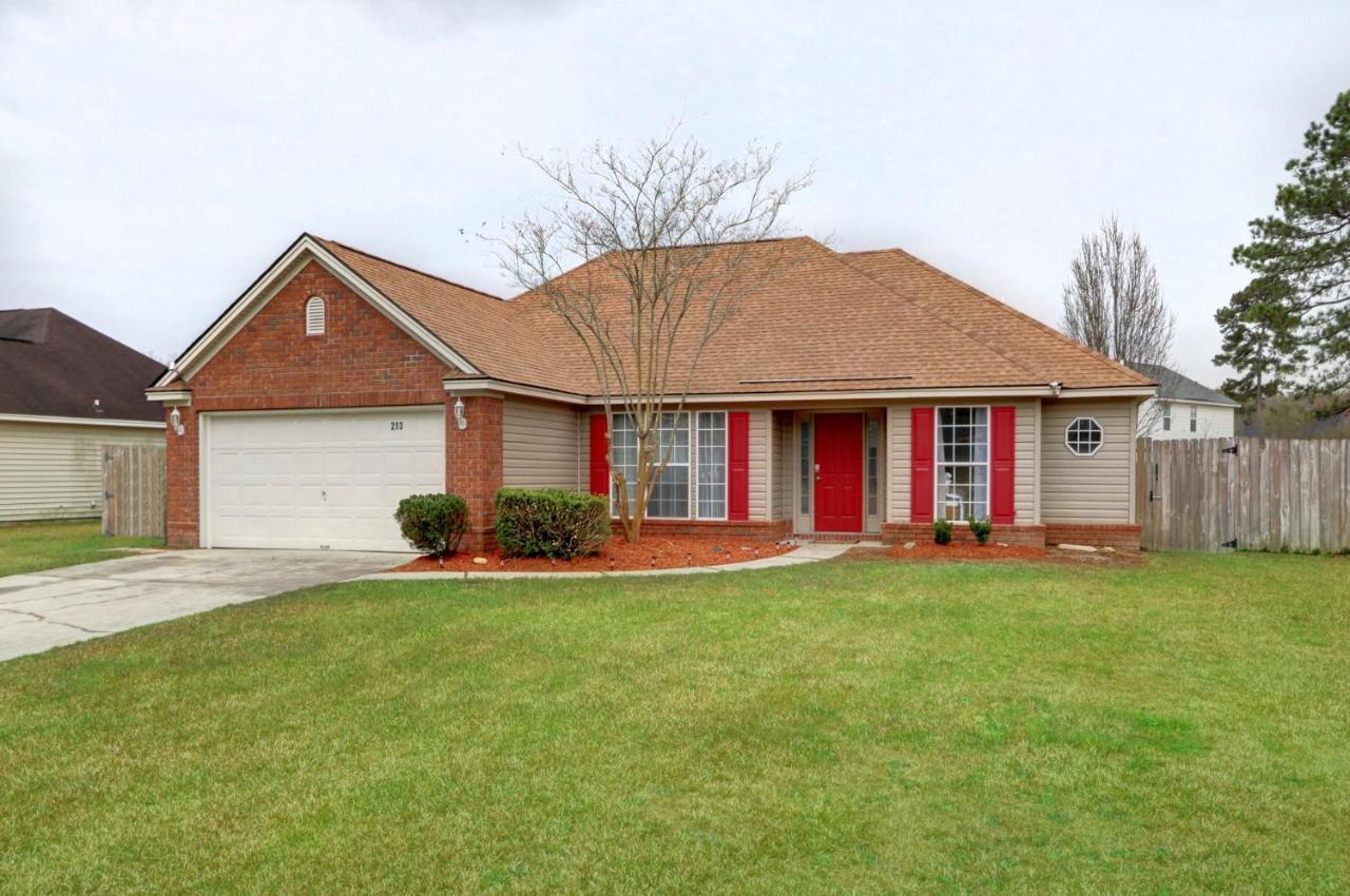Pooler Travelers Retreat V - Entire House - Holiday home