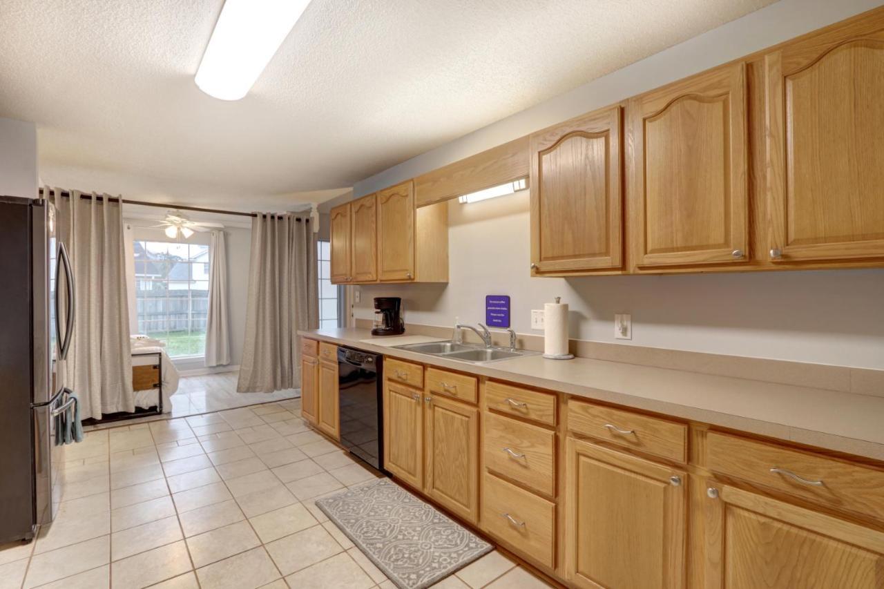 Pooler Travelers Retreat V - Entire House - Savannah