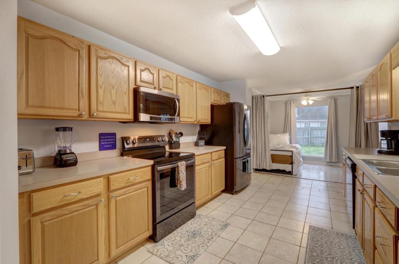 Pooler Travelers Retreat V - Entire House - Savannah