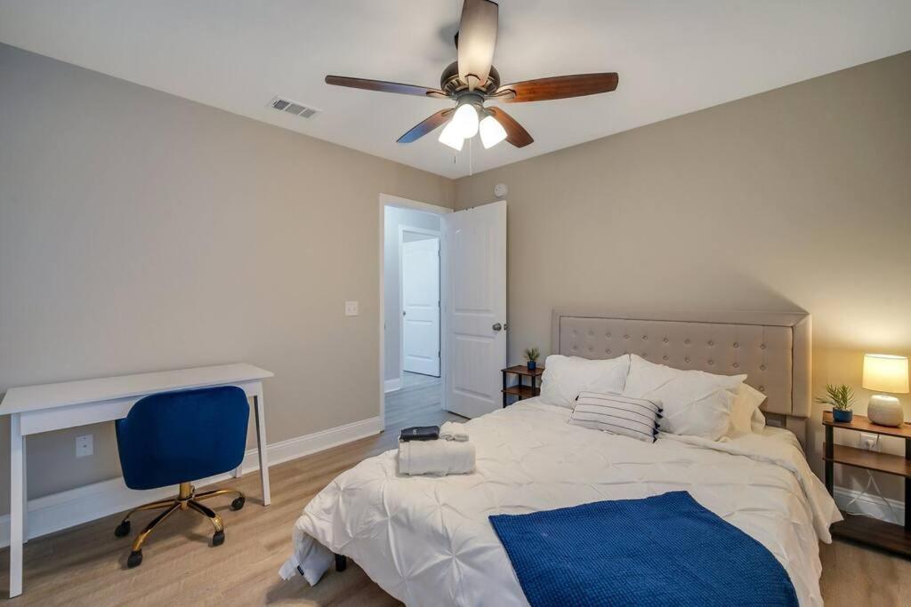 Beautiful New Construction Only 4 Min To Downtown!