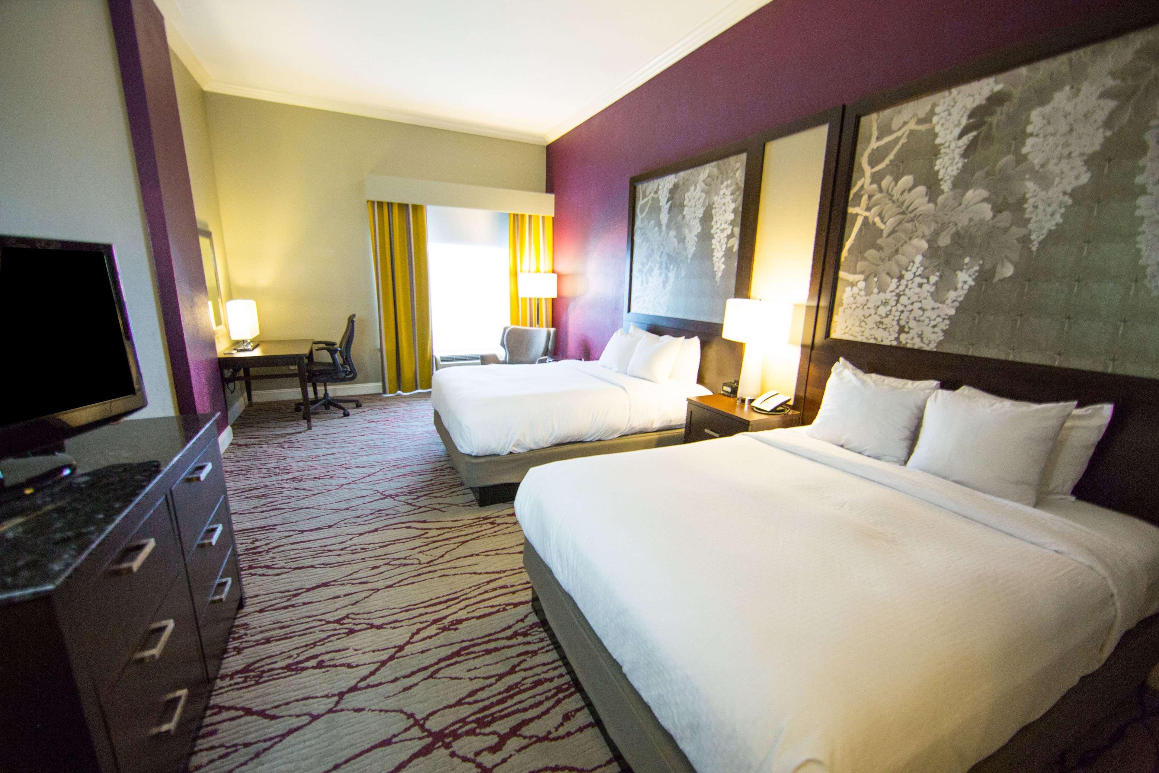 Hotel Doubletree By Hilton Historic Savannah