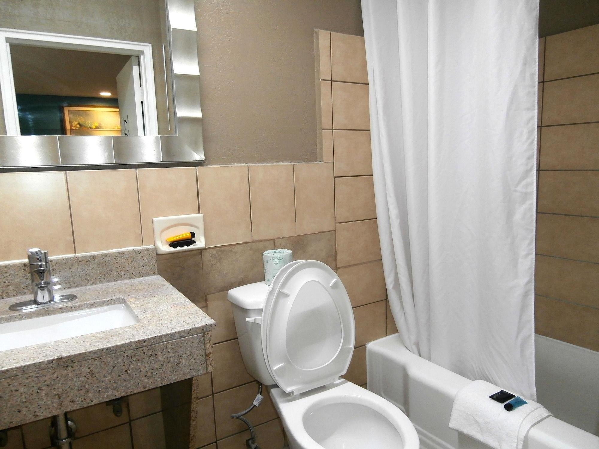 Motel Americas Value Inn-savannah