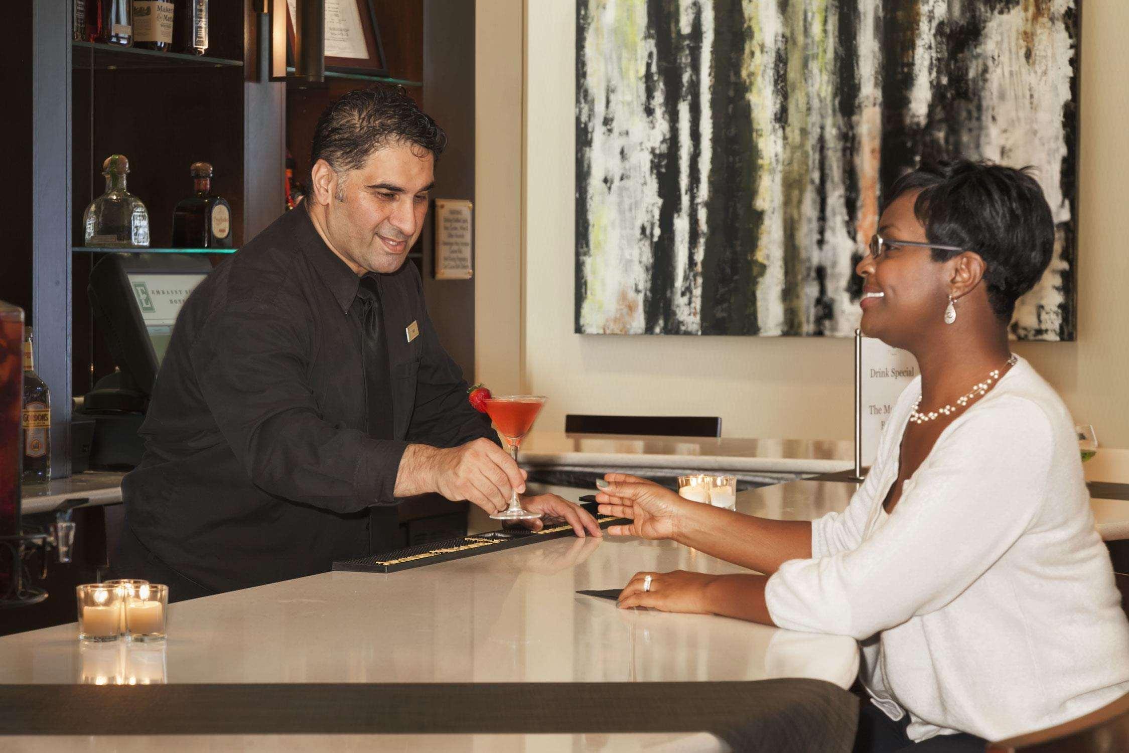 Hotel Embassy Airport Savannah