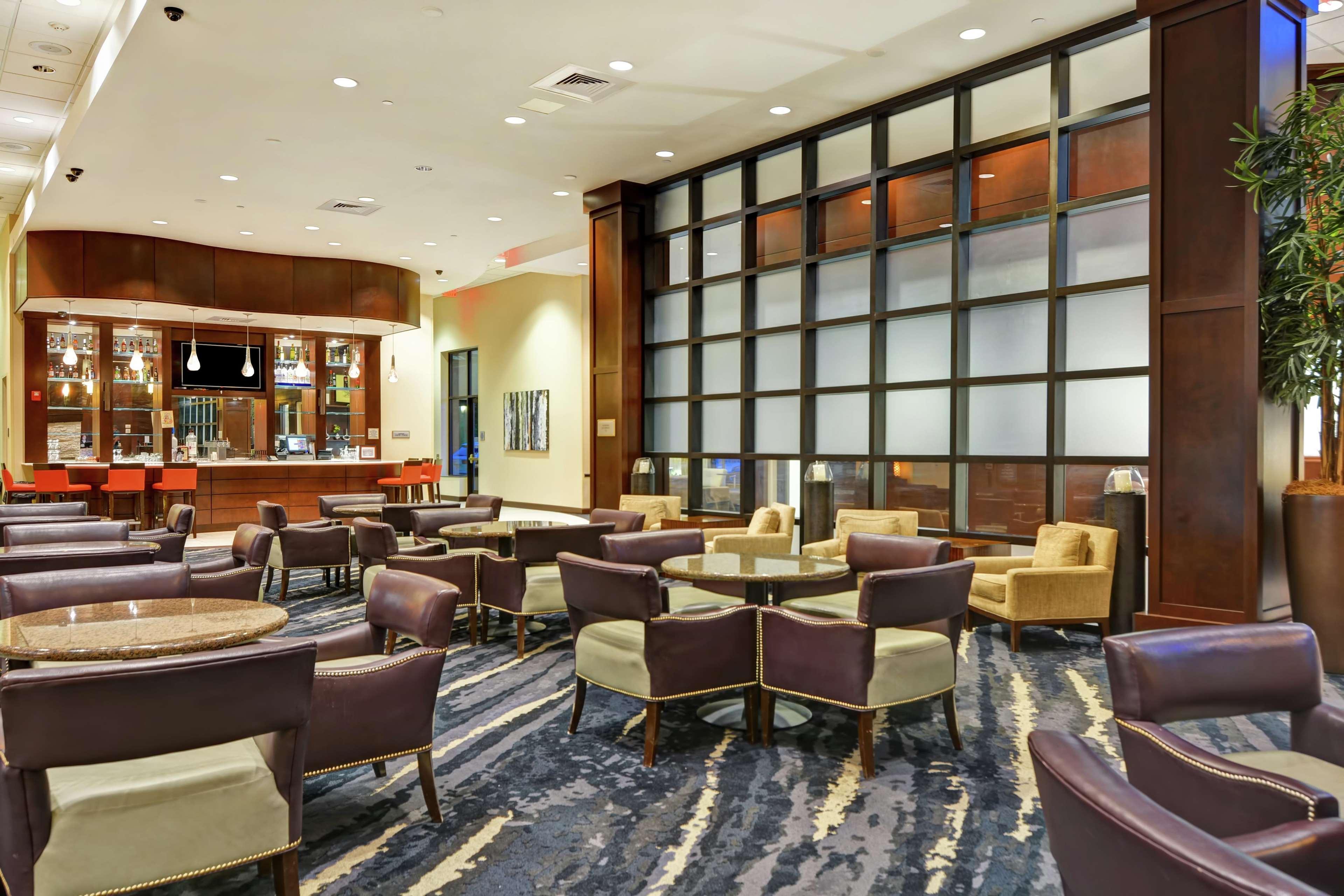 Embassy Airport 4* Savannah
