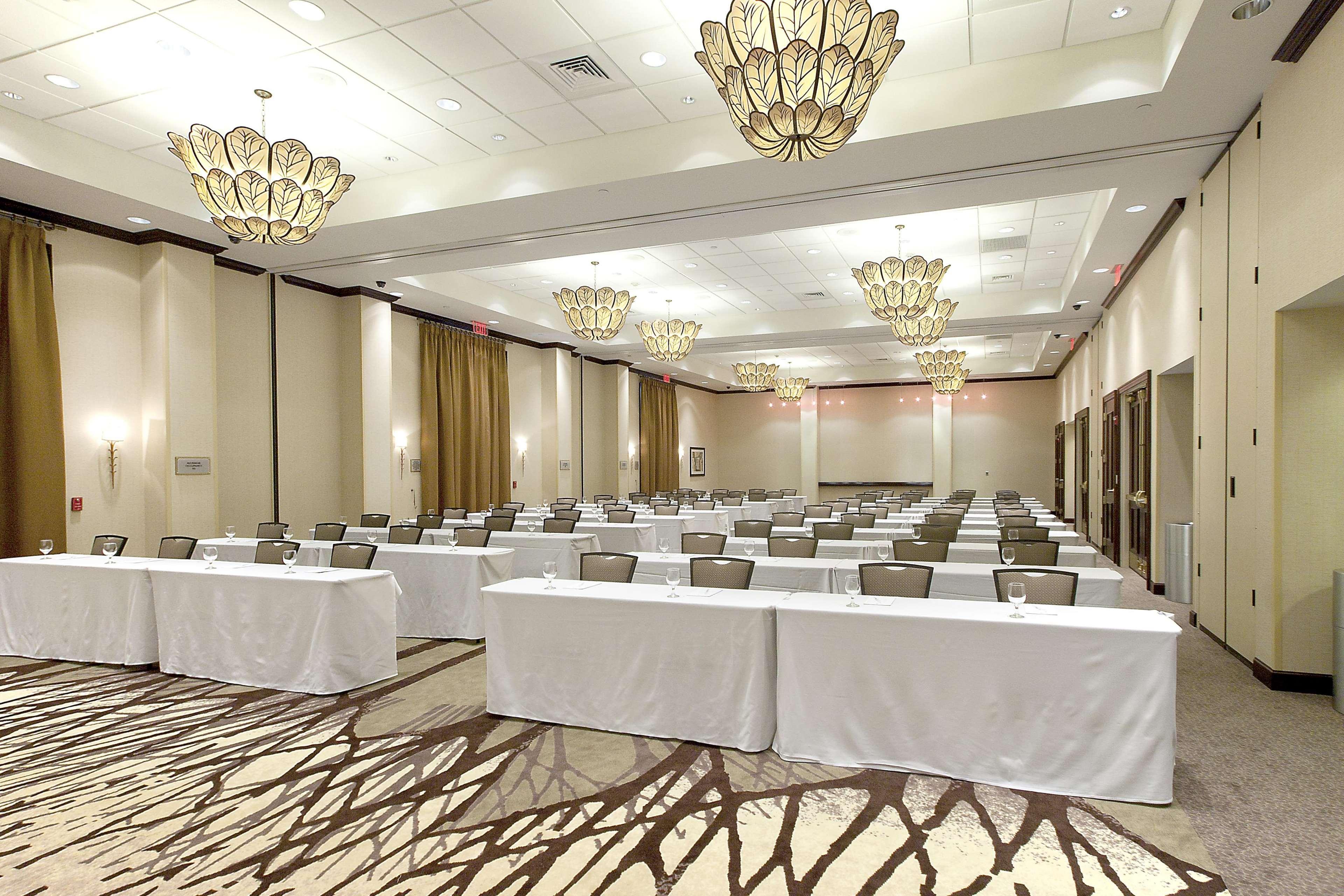 Embassy Airport Hotel 4*