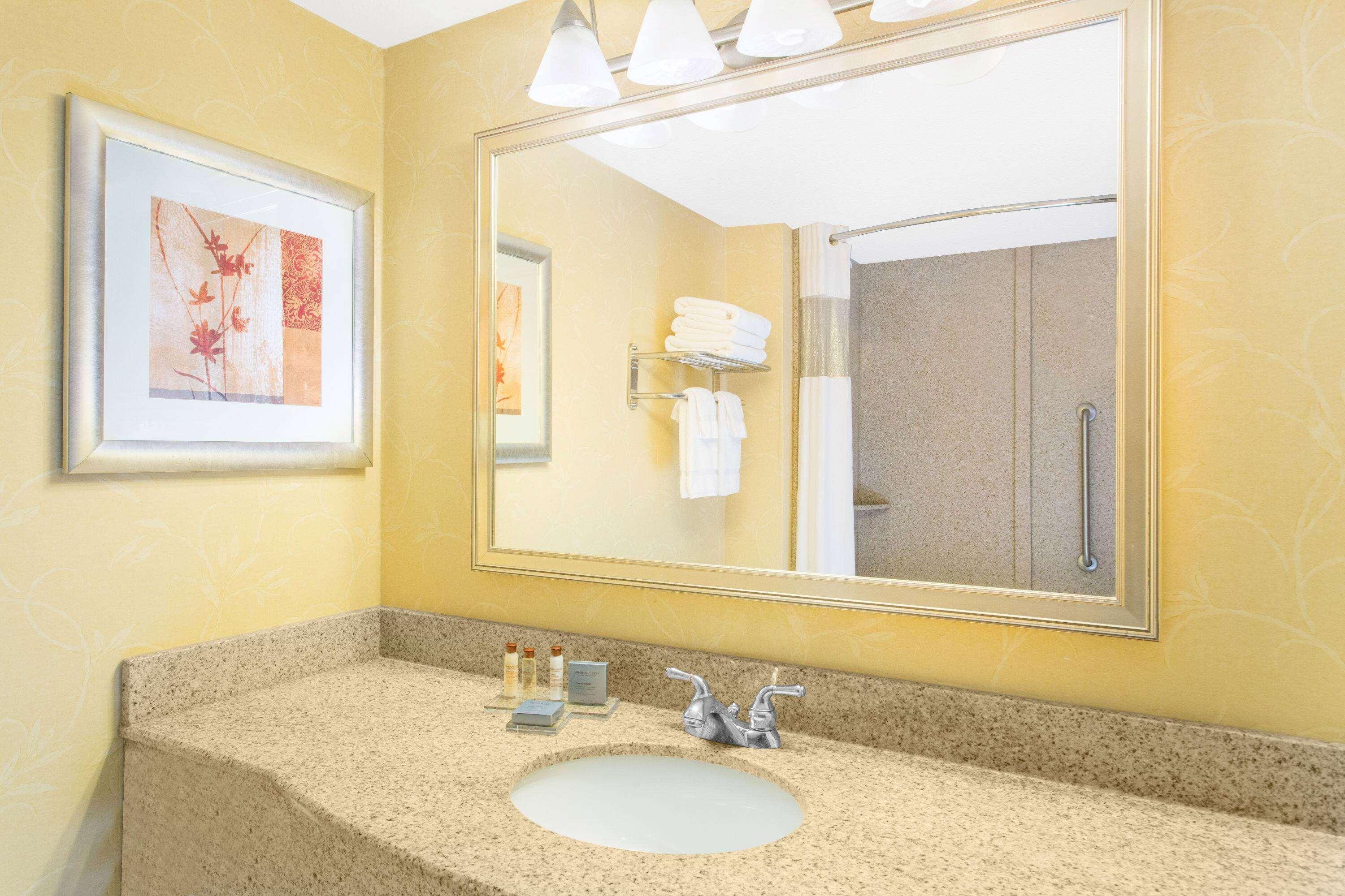 Wingate By Wyndham Pooler Hotel