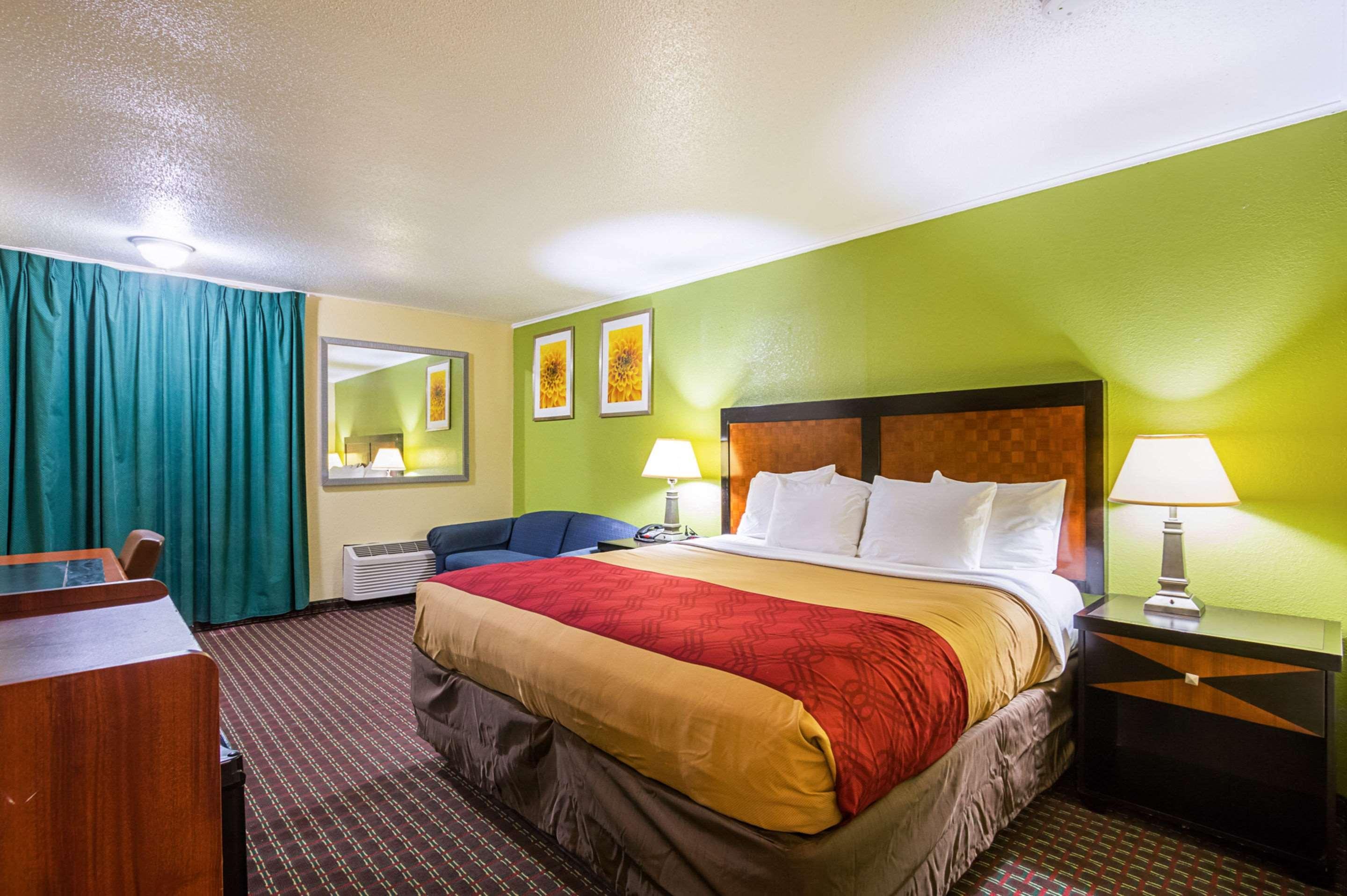 Lodge Econo Savannah