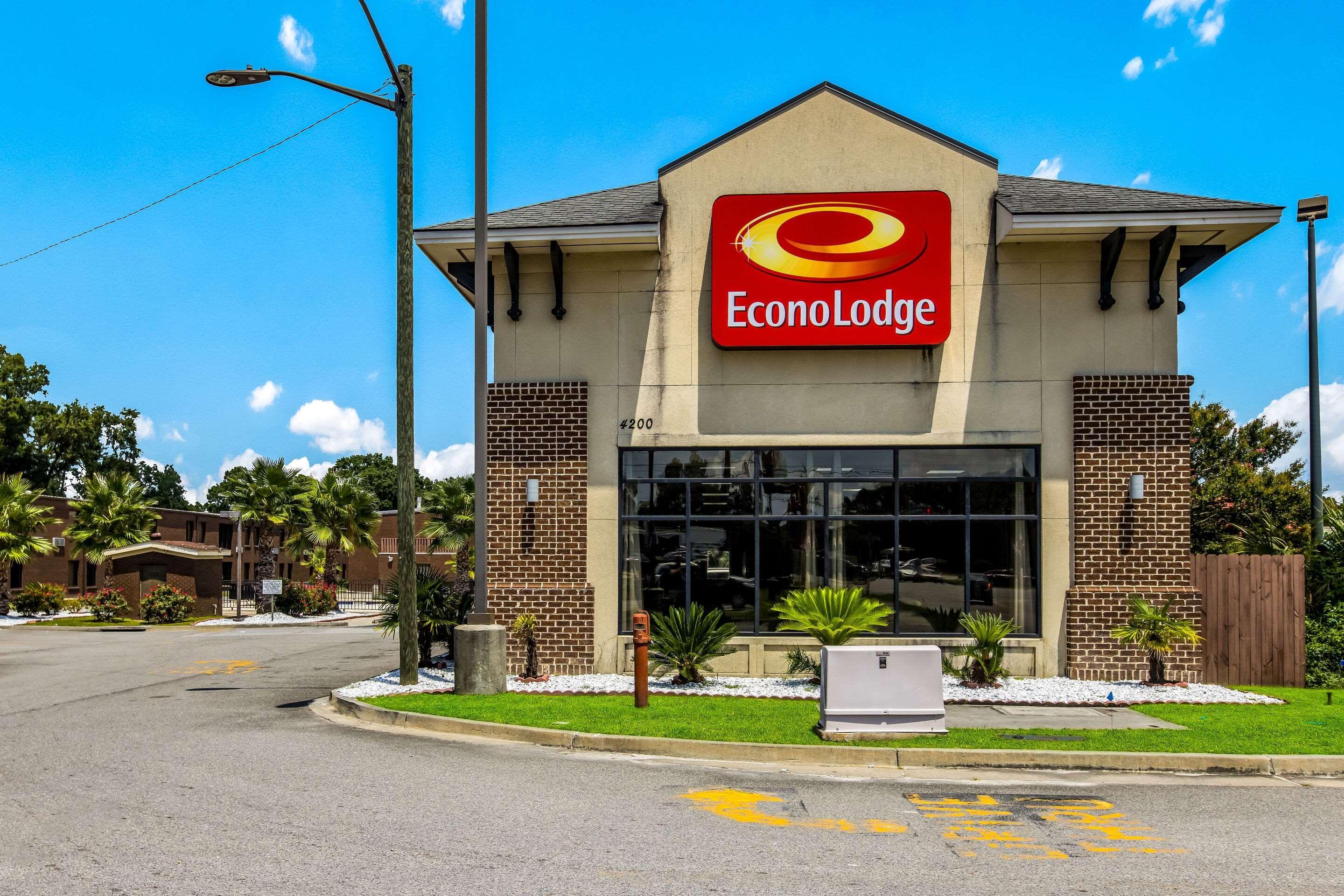 Lodge Econo