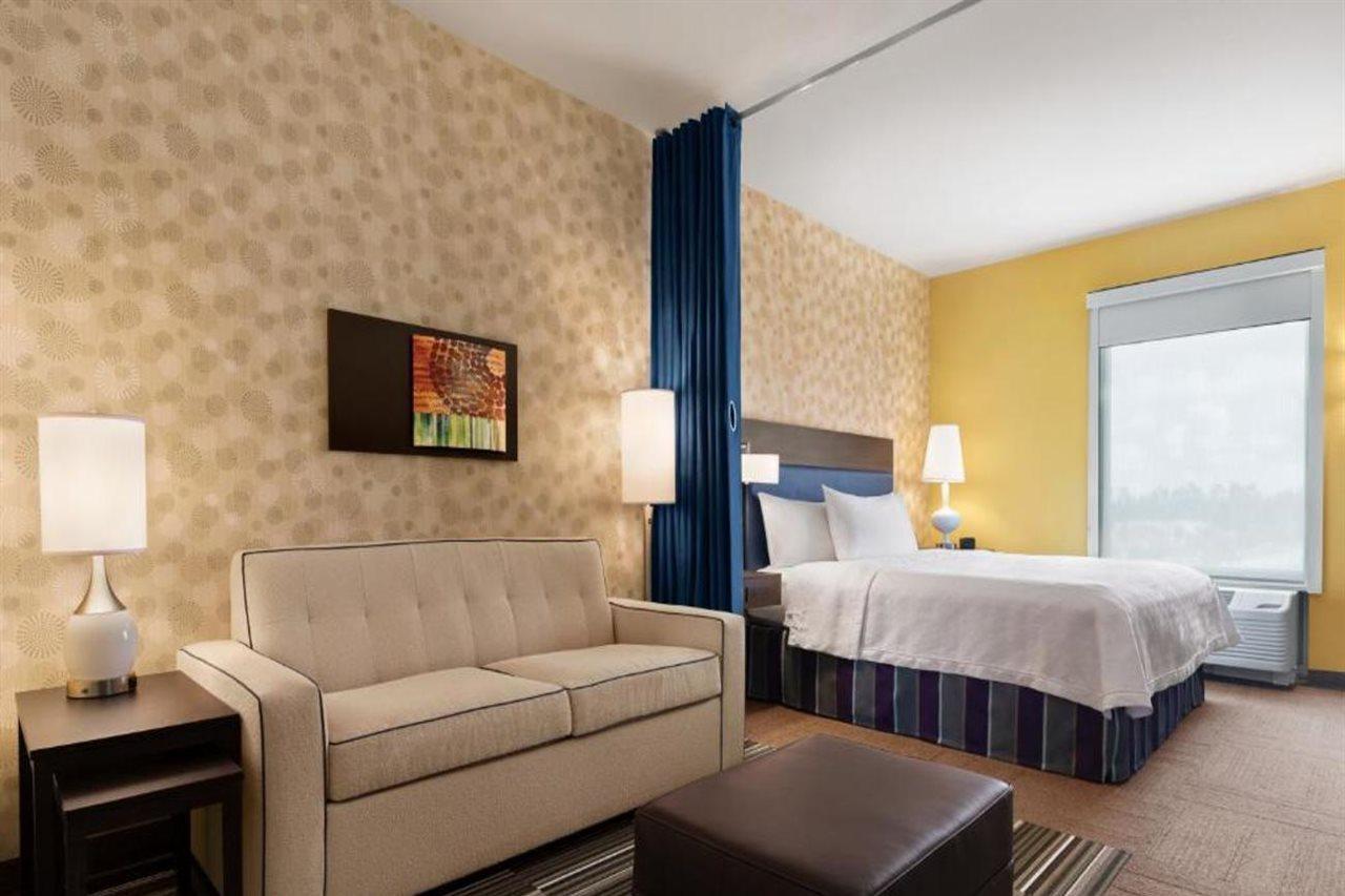 Home2 By Hilton Airport 3* Savannah