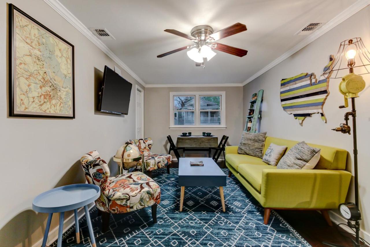 Apartment Vibrant, Colorful Building With Backyard Firepit And Games