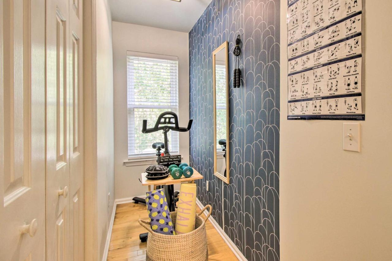Family With Private Pool And Yard! * Savannah