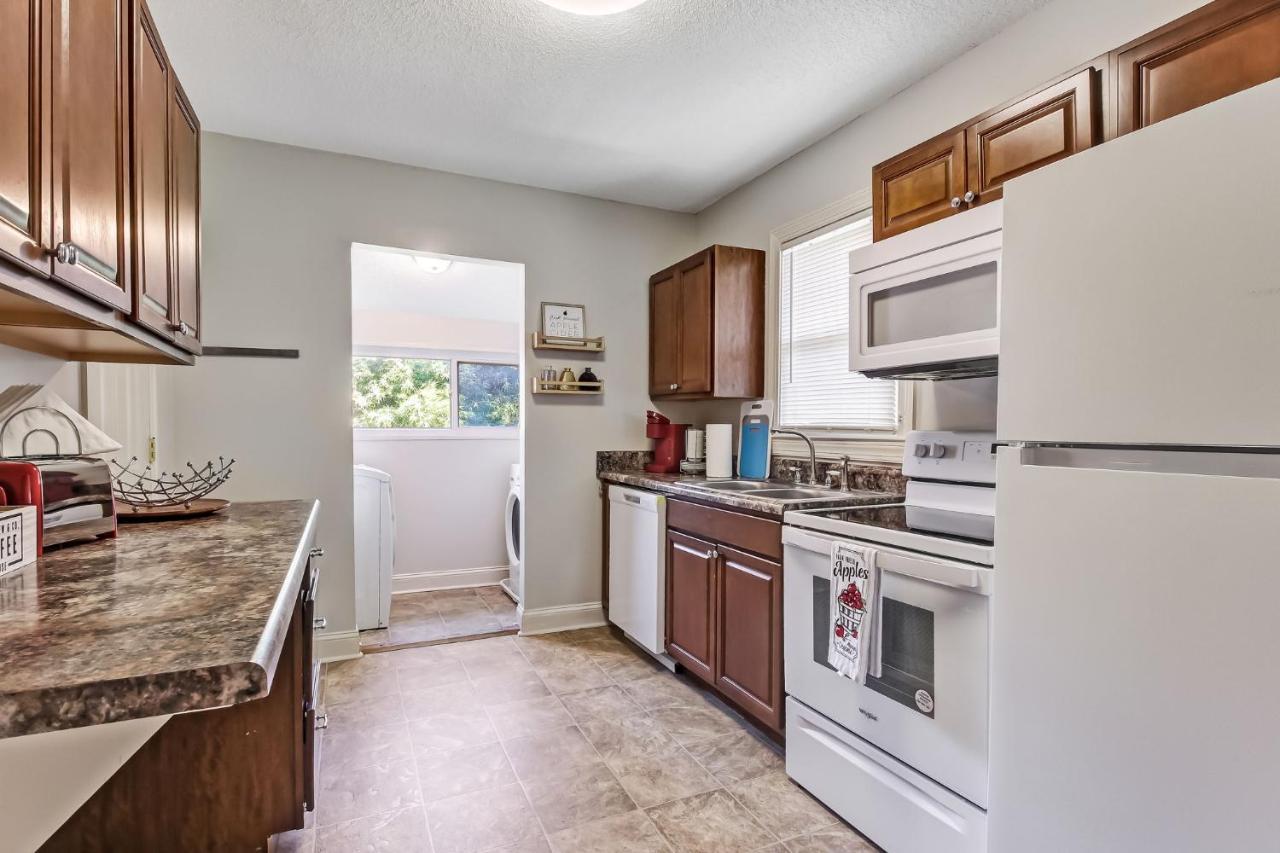Modern Luxury 1 Mile From Forsyth Park Apartment *