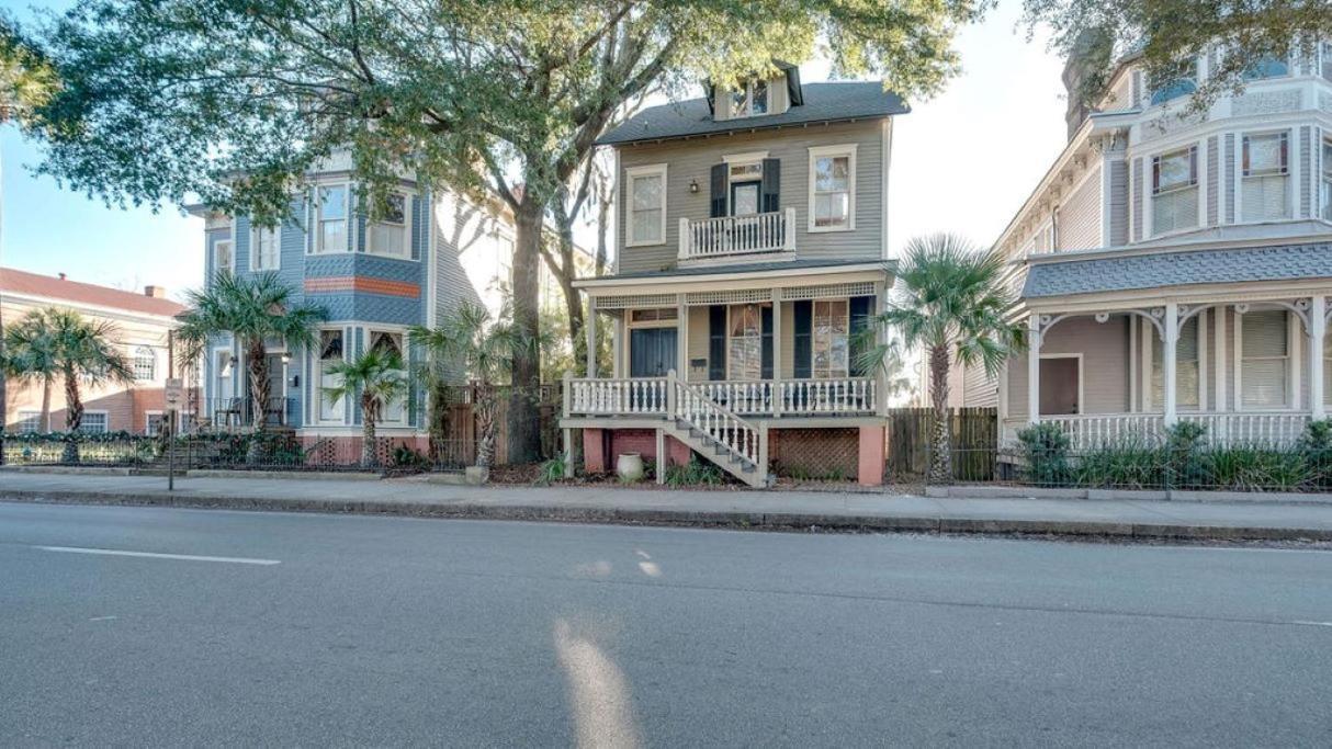 The Jepson Estate On Forsyth Park! * Savannah