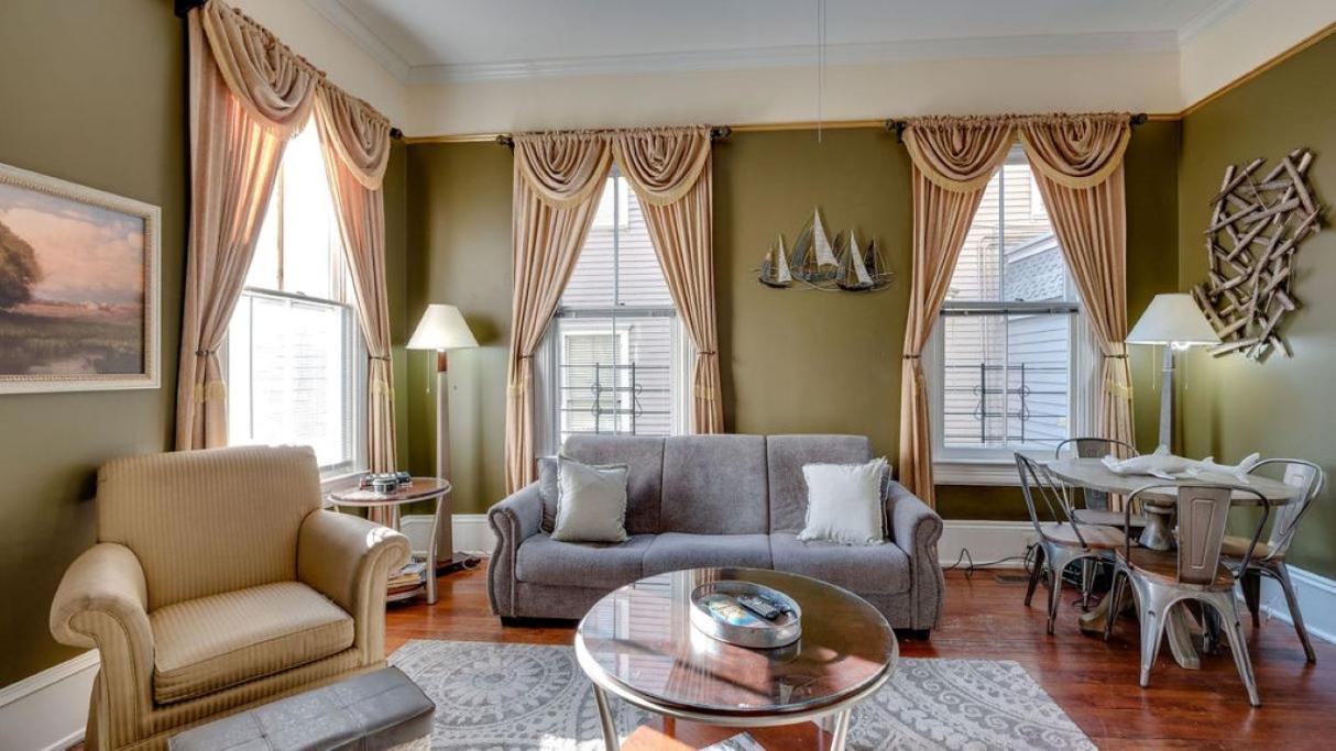 The Jepson Estate On Forsyth Park! * Savannah