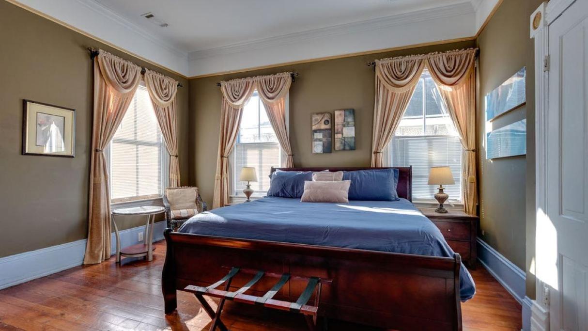 The Jepson Estate On Forsyth Park! Bed & Breakfast