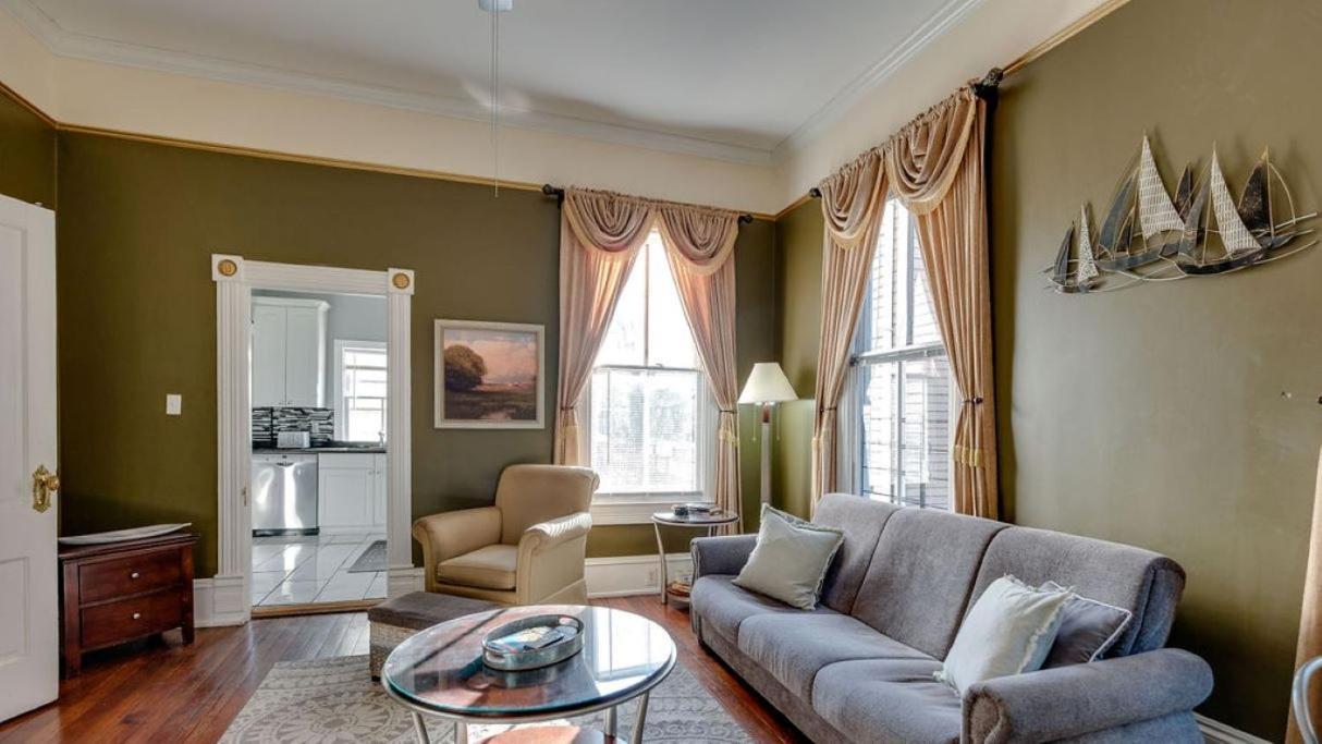 Bed & Breakfast The Jepson Estate On Forsyth Park!