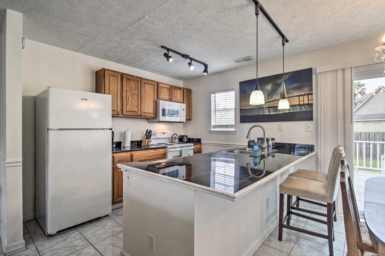 Holiday home About 7 Miles To Historic District! *