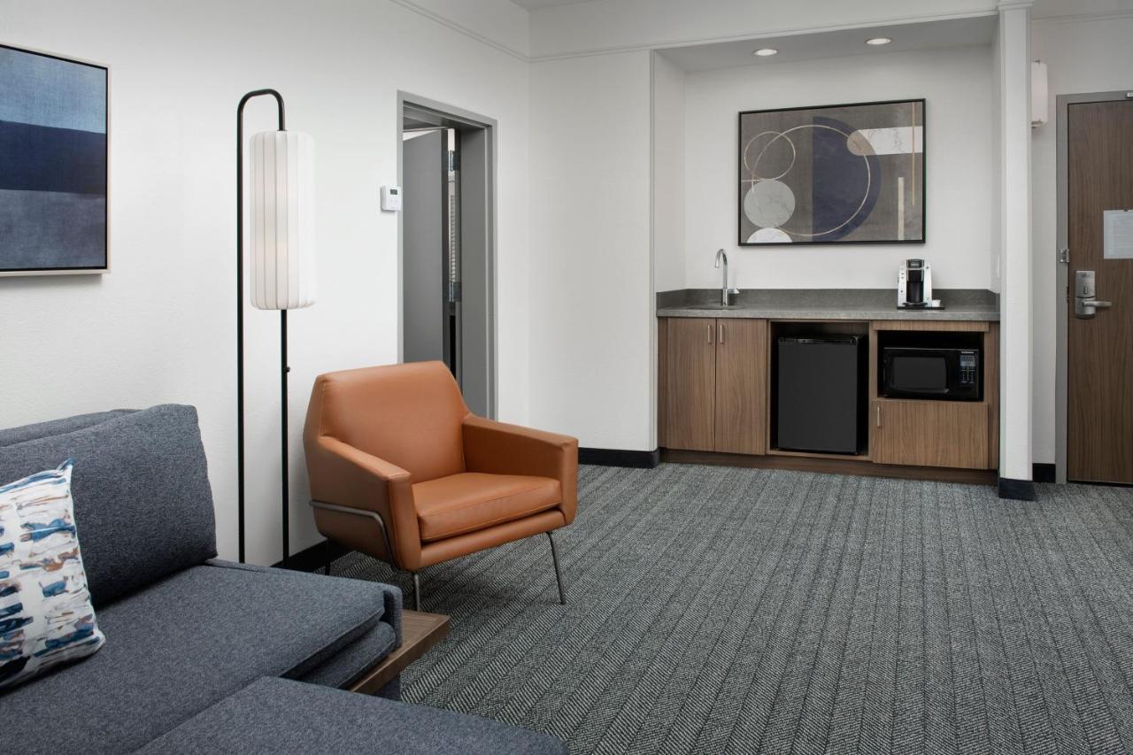 Hotel Courtyard By Marriott Downtown - Historic District 3*