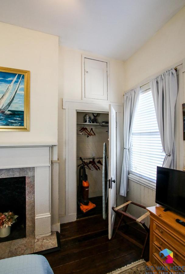 Gallery Artoff St Parking, Near Forsyth Park Apartment Savannah
