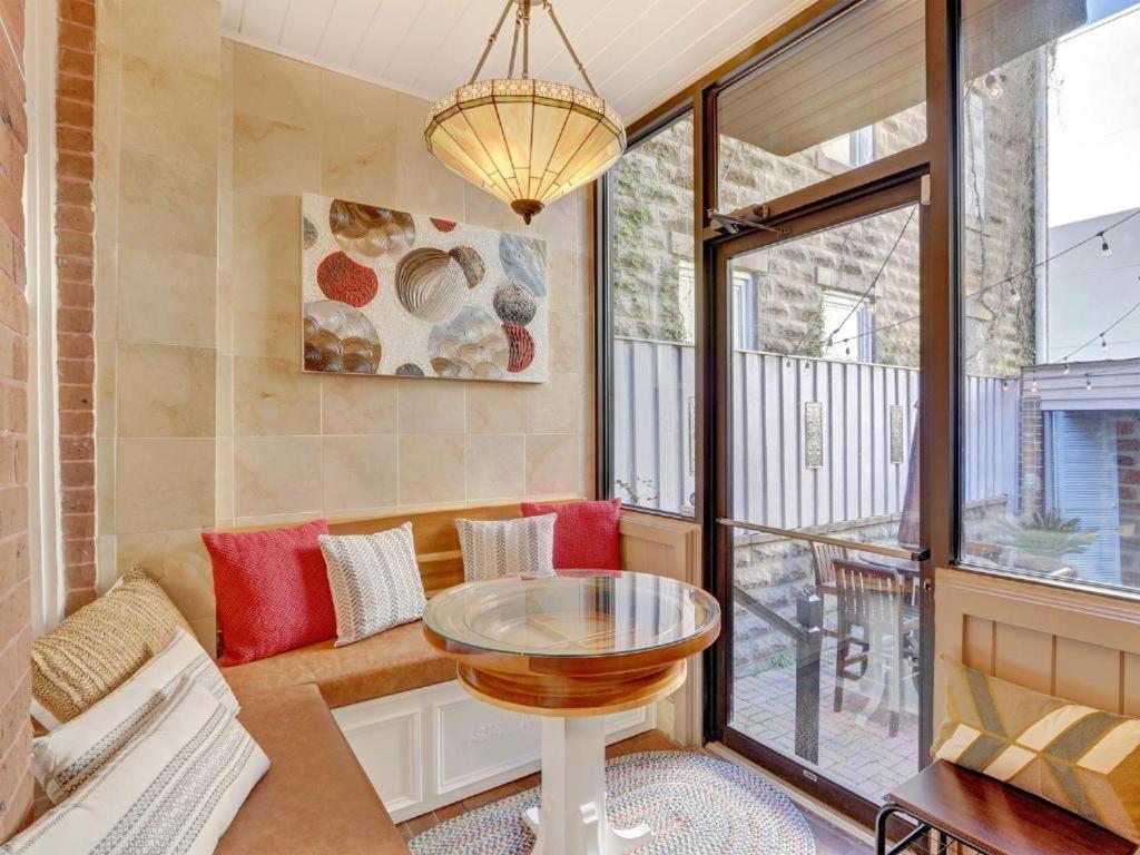 The Lyons House - Luxe Historical - Parking Included Holiday home Savannah