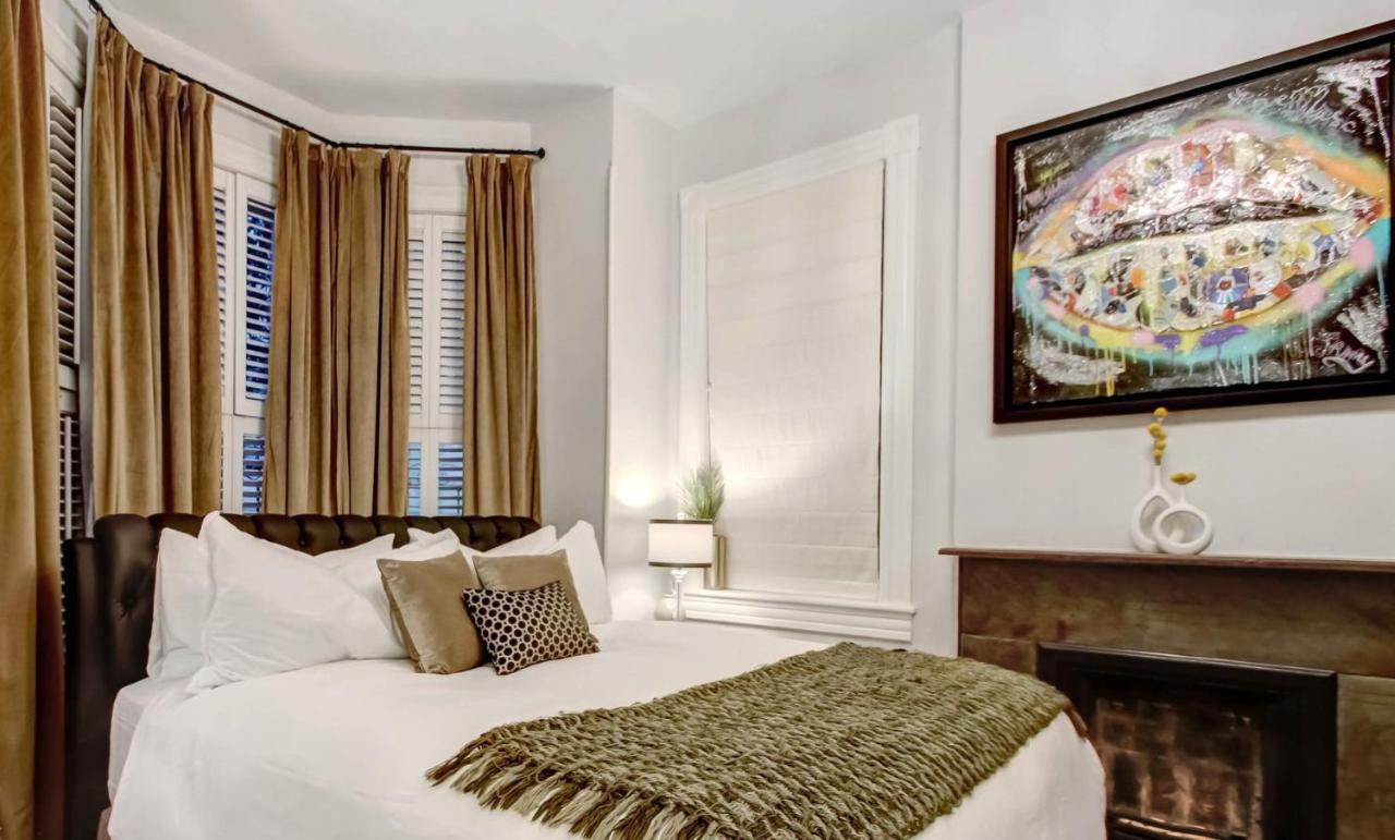 Holiday home The Lyons House - Luxe Historical - Parking Included Savannah