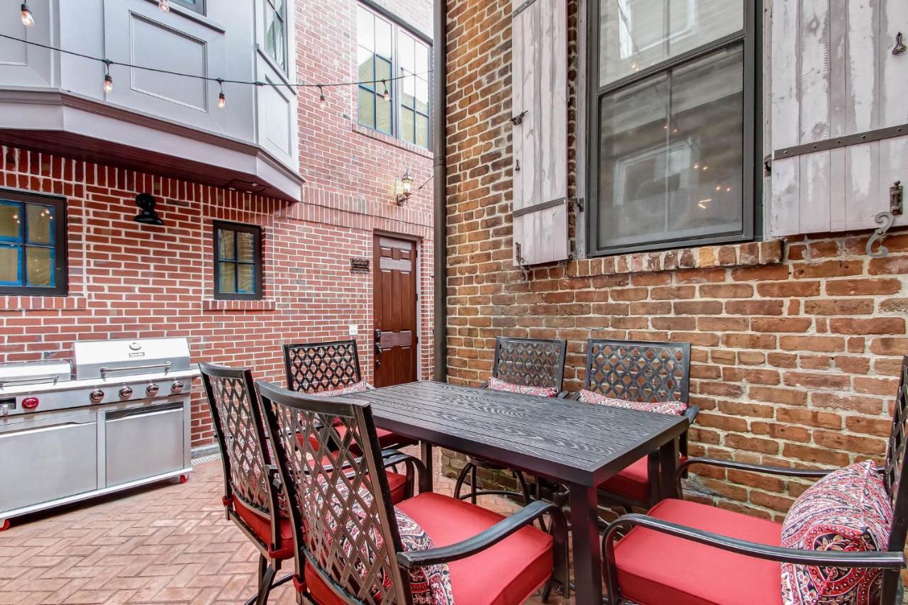 The Lyons House - Luxe Historical - Parking Included