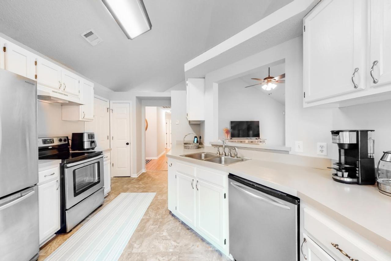128 Red Fox Drive Holiday home *