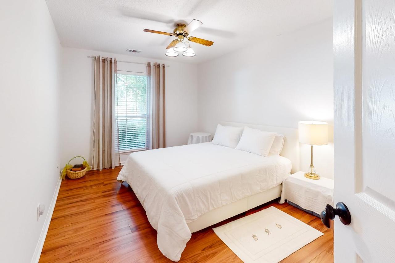 128 Red Fox Drive Holiday home *