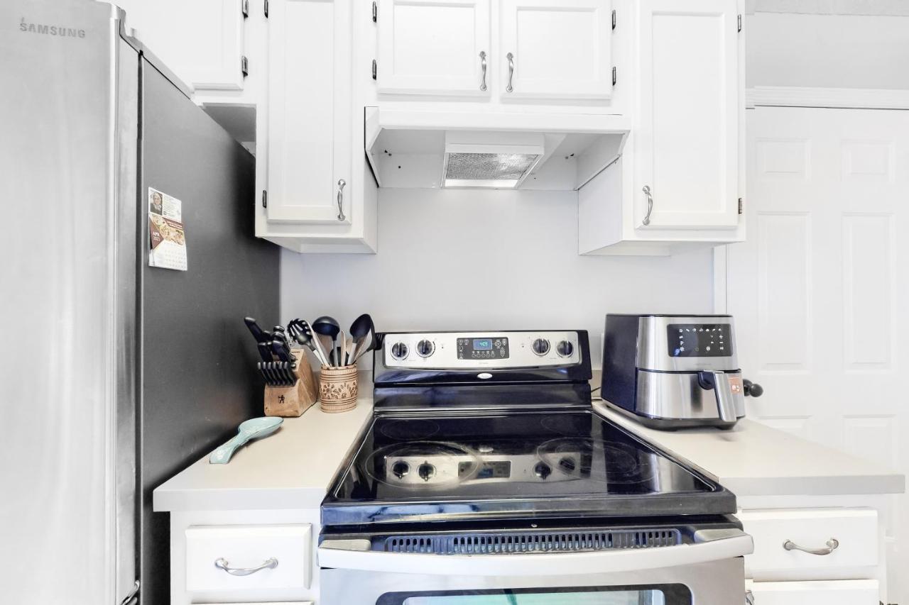 128 Red Fox Drive Holiday home Savannah