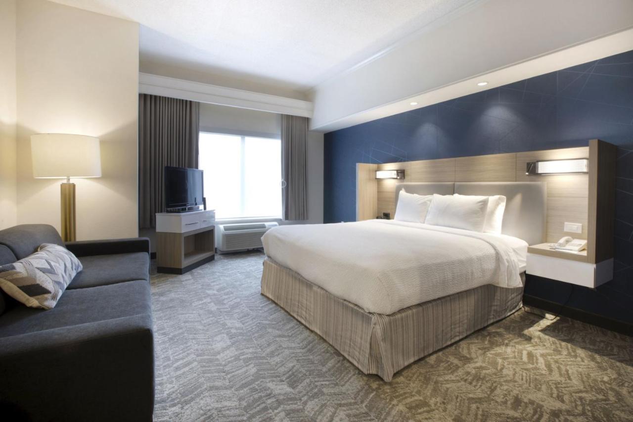 Hotel Springhill Airport 3*