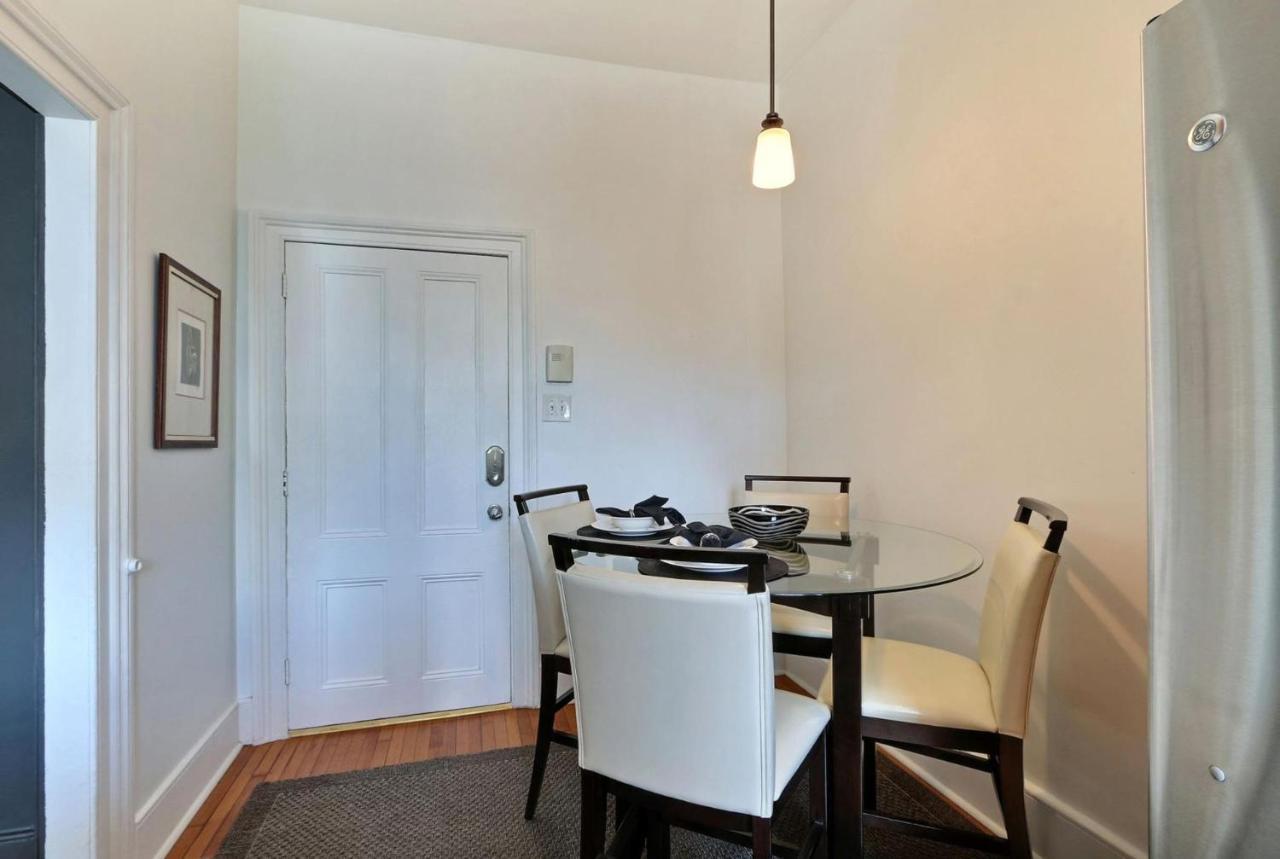 Apartment Romancing The Jones *